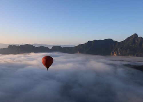 Balloon over Mountain